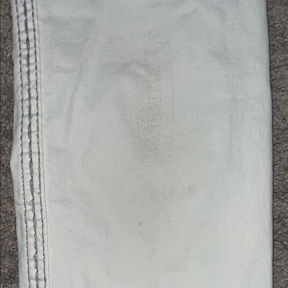 True Religion || Chic White Denim Pants - Picture 9 of 10